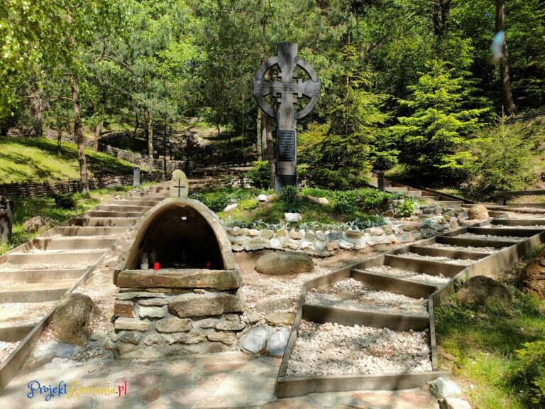 Șinca Veche – tajemniczy klasztor jaskiniowy